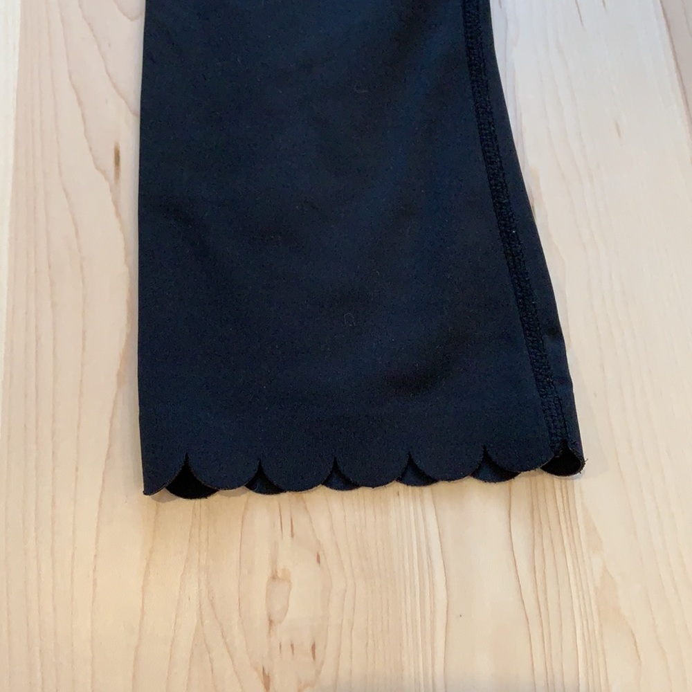 Rare, Limited Kate Spade Capri Leggings !